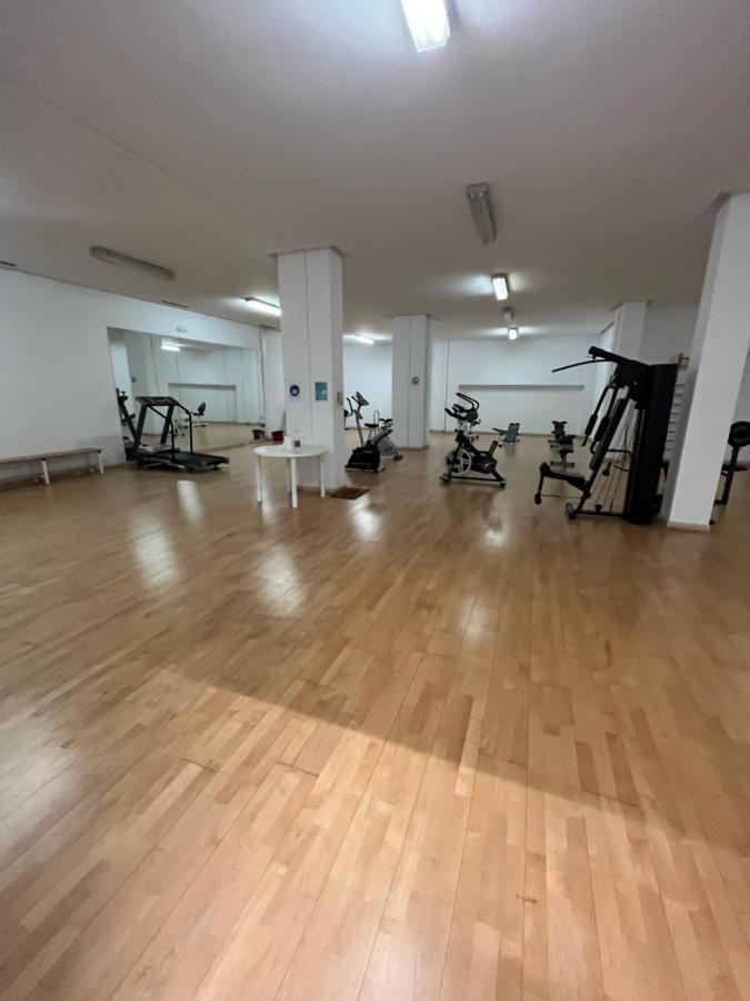 Heart Of Puerto Banus Newly Renavated Free Parking , Wifi ,Pool,Gym,Padel Court Daire Marbella Dış mekan fotoğraf